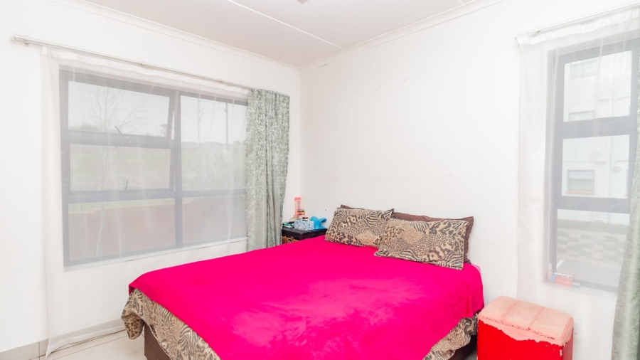 2 Bedroom Property for Sale in Modderfontein Gauteng