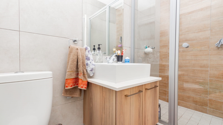 2 Bedroom Property for Sale in Modderfontein Gauteng
