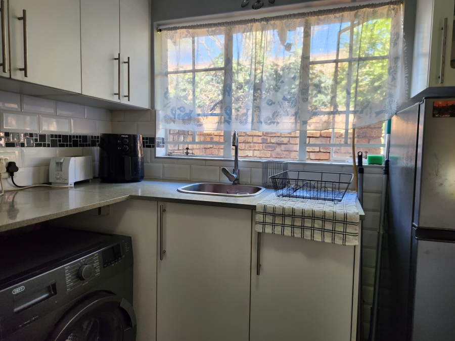 2 Bedroom Property for Sale in Weavind Park Gauteng