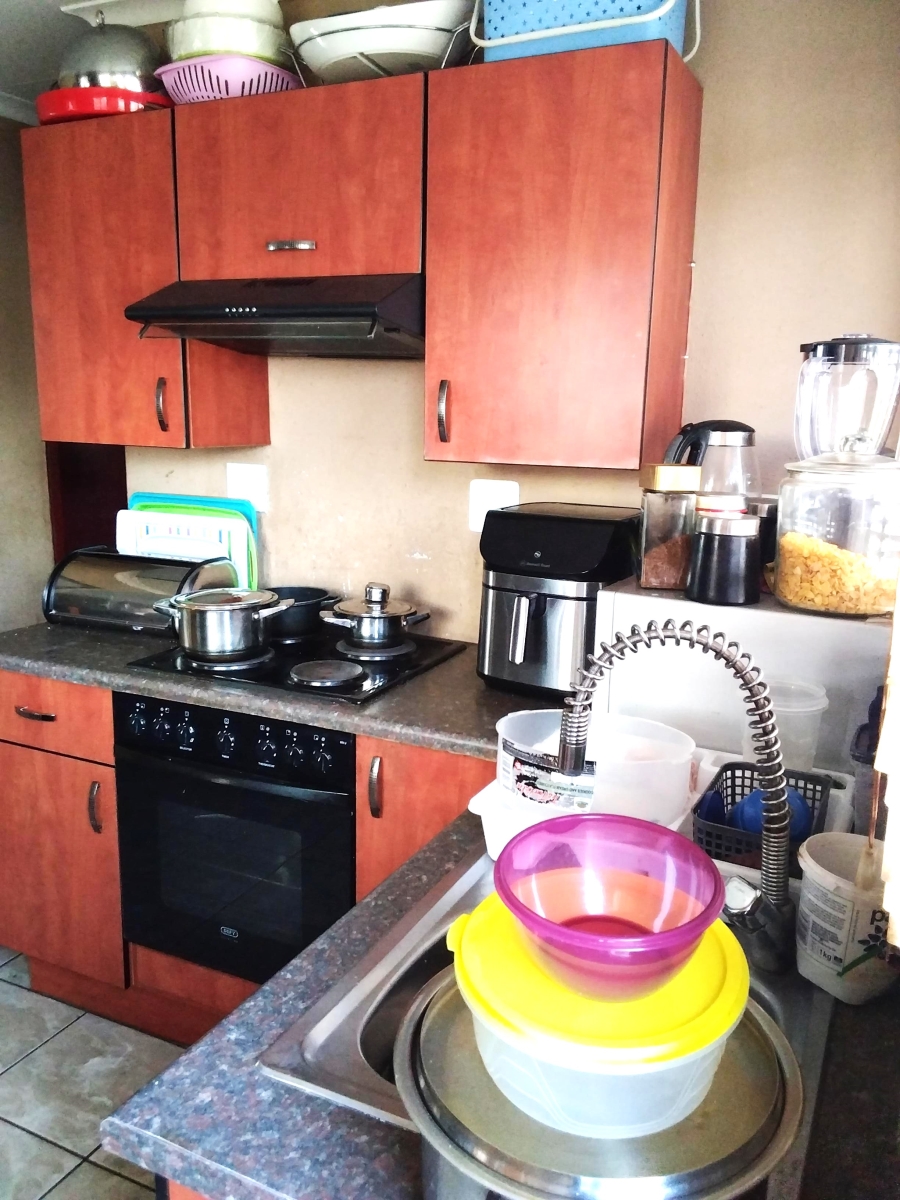 3 Bedroom Property for Sale in Dawn Park Gauteng