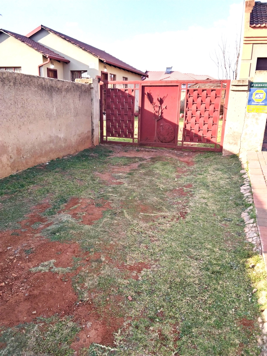 3 Bedroom Property for Sale in Dawn Park Gauteng
