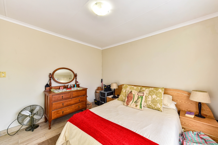 2 Bedroom Property for Sale in Pierre Van Ryneveld Gauteng