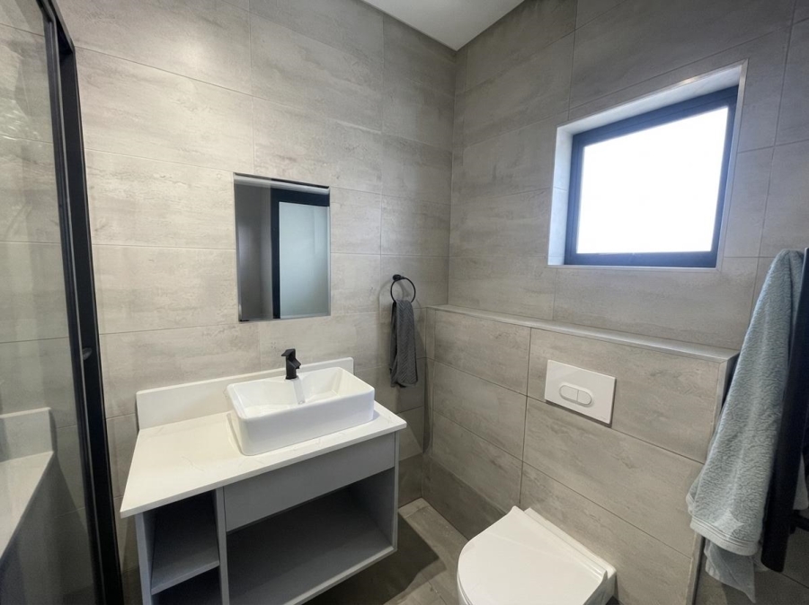 2 Bedroom Property for Sale in Alphen Park Gauteng