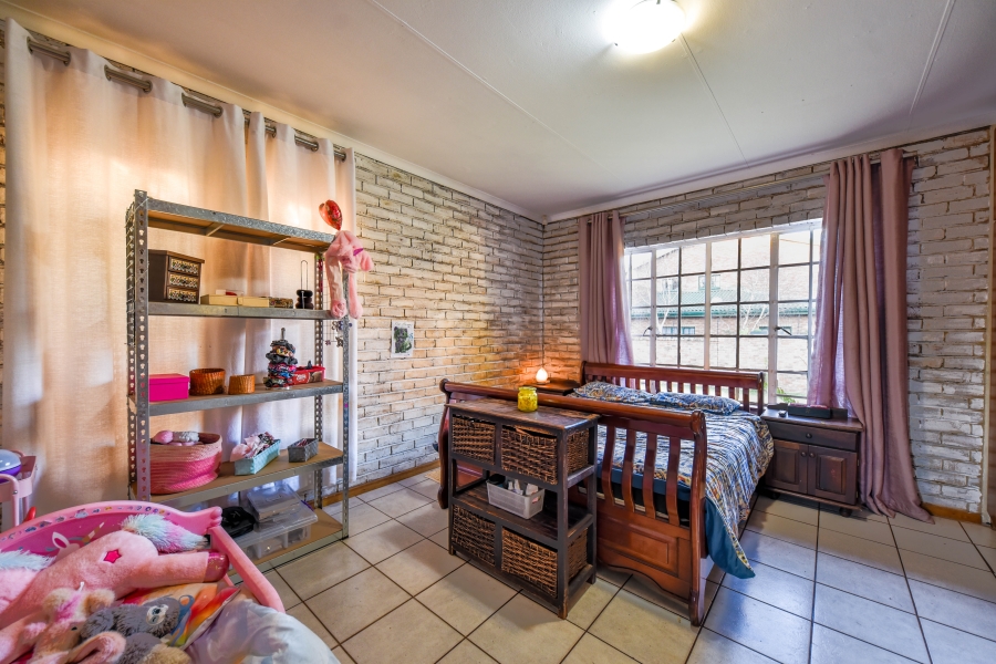 3 Bedroom Property for Sale in Garsfontein Gauteng
