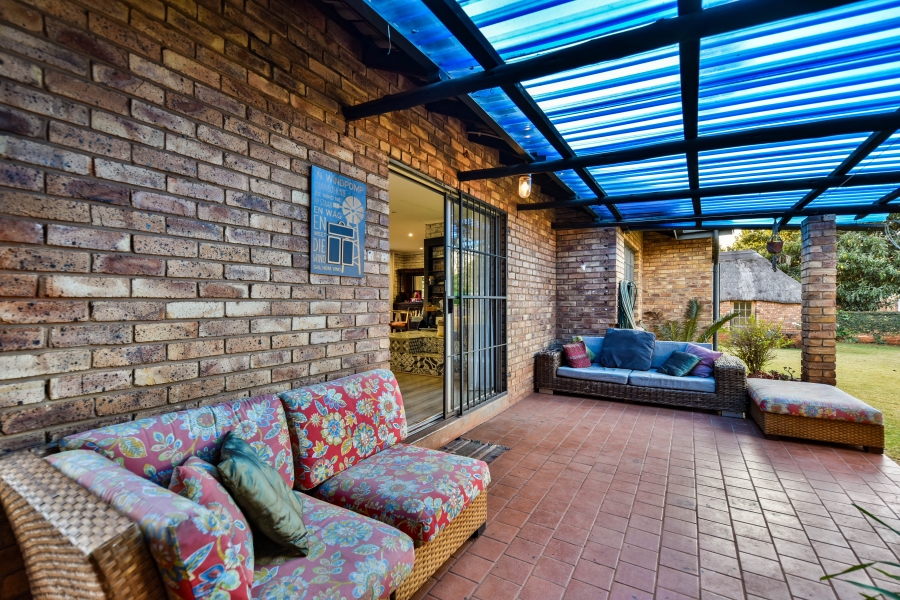 3 Bedroom Property for Sale in Garsfontein Gauteng