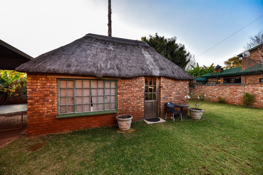 3 Bedroom Property for Sale in Garsfontein Gauteng