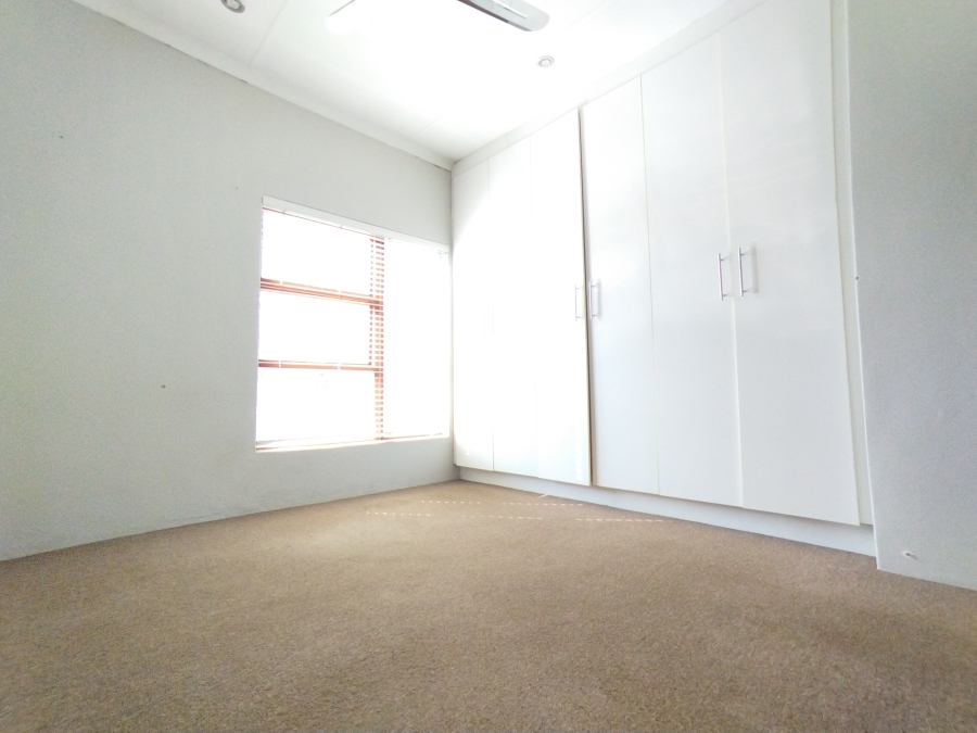 9 Bedroom Property for Sale in Brooklyn Gauteng