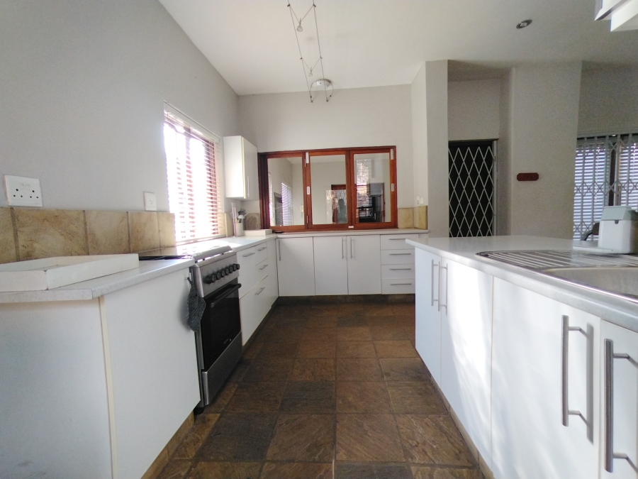 9 Bedroom Property for Sale in Brooklyn Gauteng