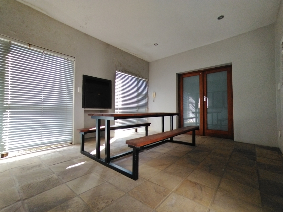 9 Bedroom Property for Sale in Brooklyn Gauteng