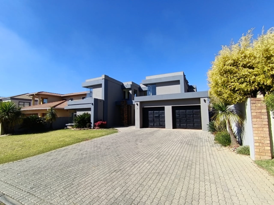 4 Bedroom Property for Sale in La Como Lifestyle Estate Gauteng
