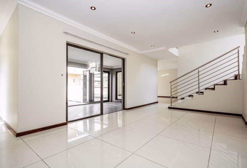 4 Bedroom Property for Sale in La Como Lifestyle Estate Gauteng