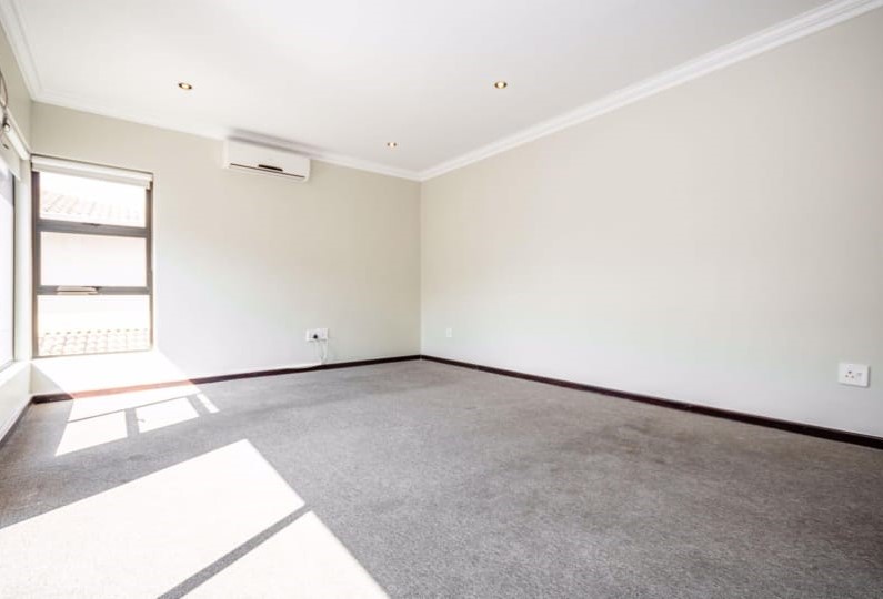 4 Bedroom Property for Sale in La Como Lifestyle Estate Gauteng