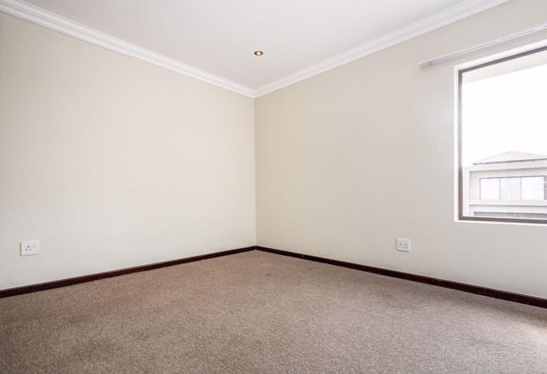 4 Bedroom Property for Sale in La Como Lifestyle Estate Gauteng