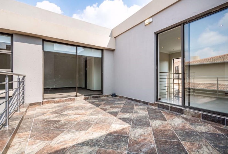 4 Bedroom Property for Sale in La Como Lifestyle Estate Gauteng