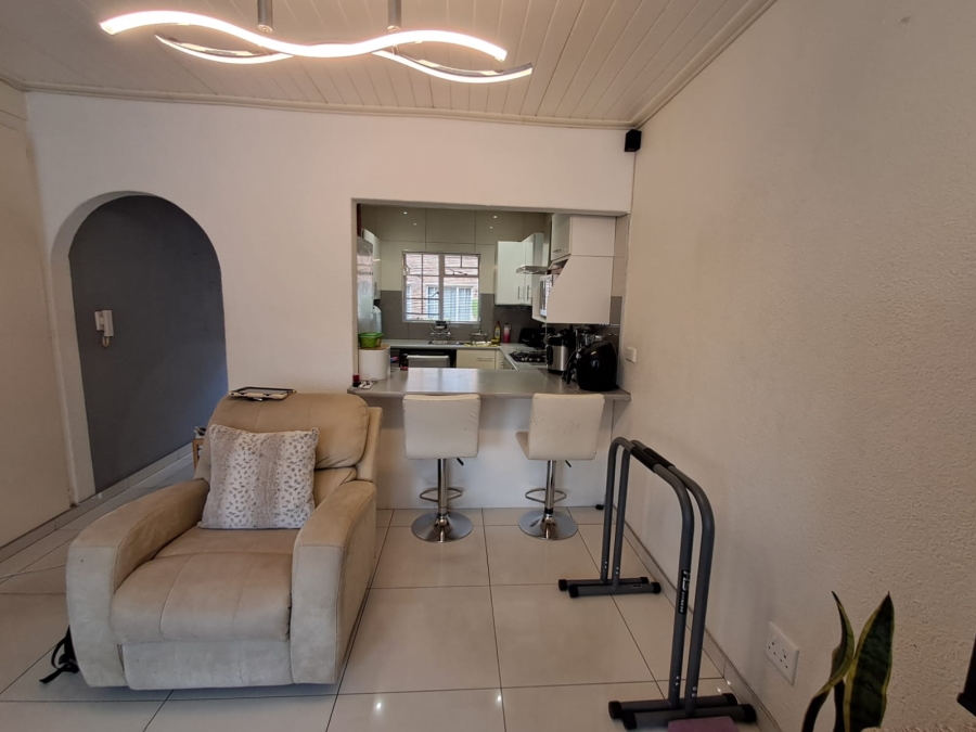 To Let 2 Bedroom Property for Rent in Ravensklip Gauteng