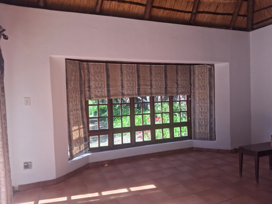 To Let 1 Bedroom Property for Rent in Senderwood Gauteng