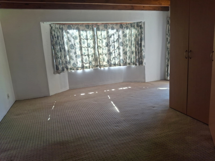 To Let 1 Bedroom Property for Rent in Senderwood Gauteng