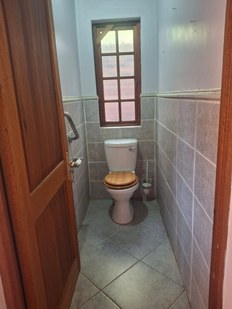 To Let 1 Bedroom Property for Rent in Senderwood Gauteng