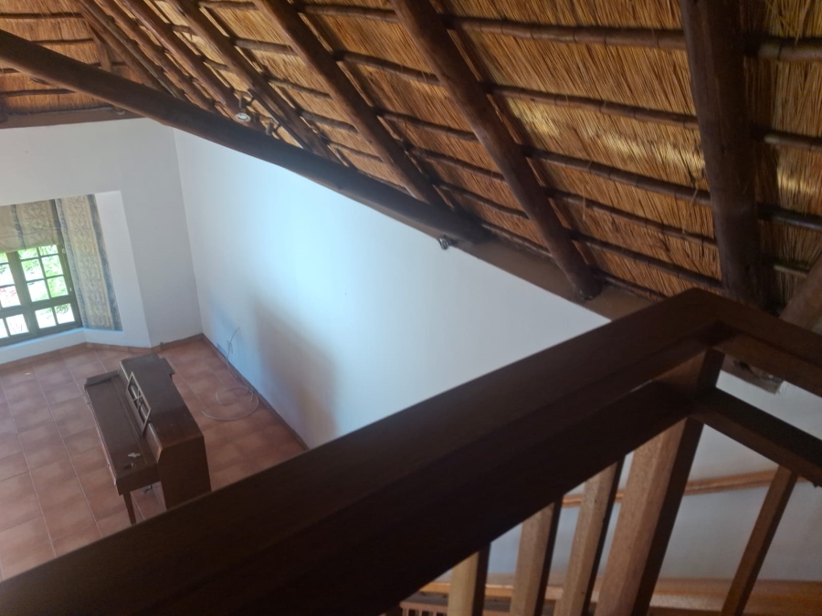 To Let 1 Bedroom Property for Rent in Senderwood Gauteng