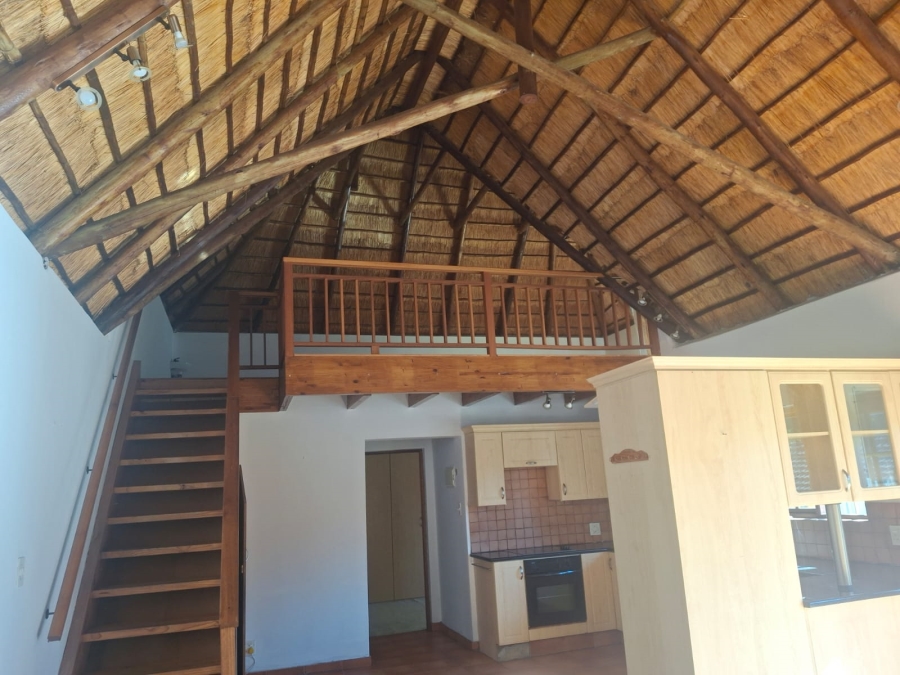 To Let 1 Bedroom Property for Rent in Senderwood Gauteng