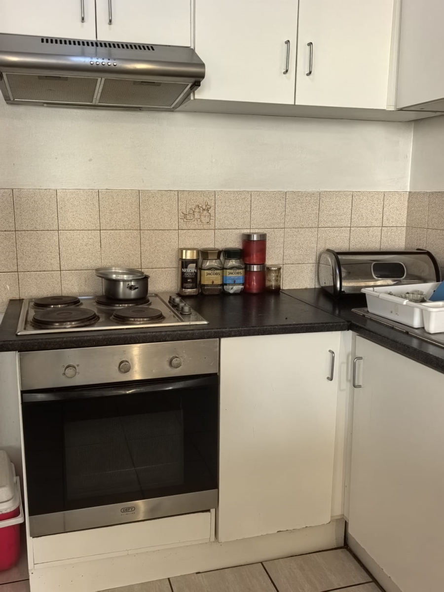 2 Bedroom Property for Sale in Silverton Gauteng