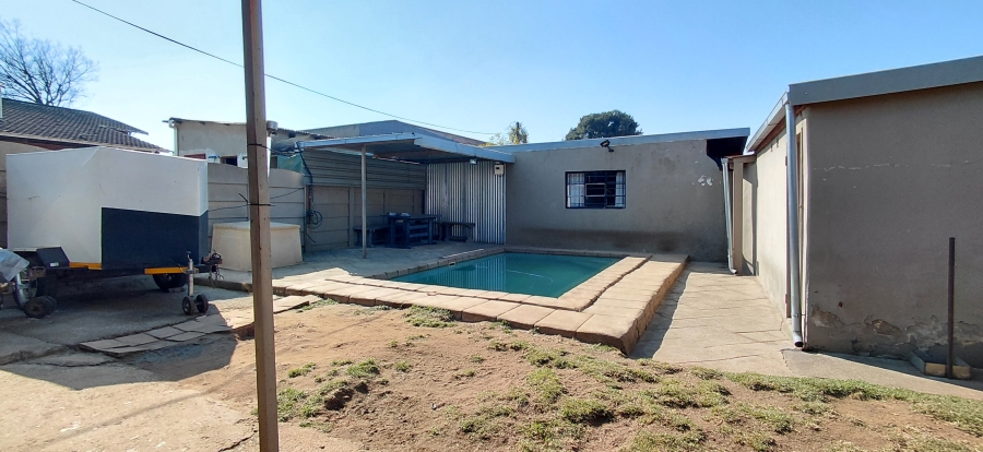 6 Bedroom Property for Sale in Boksburg North Gauteng