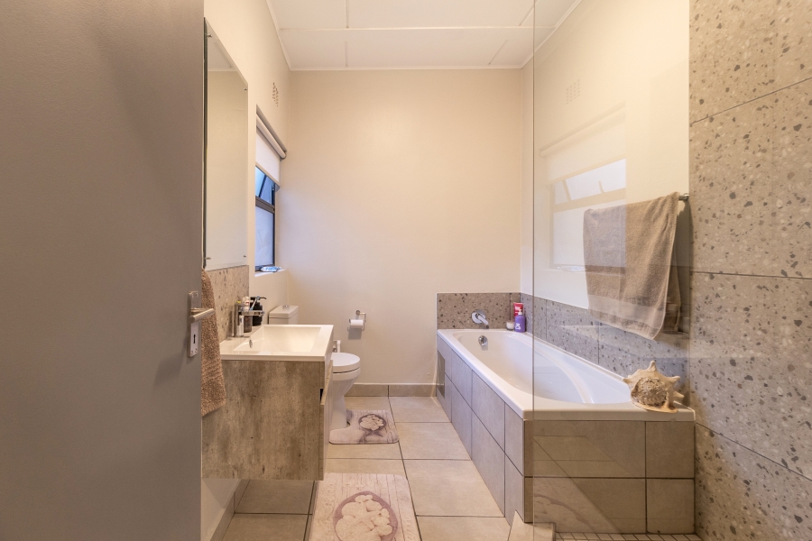 2 Bedroom Property for Sale in Linbro Park Gauteng
