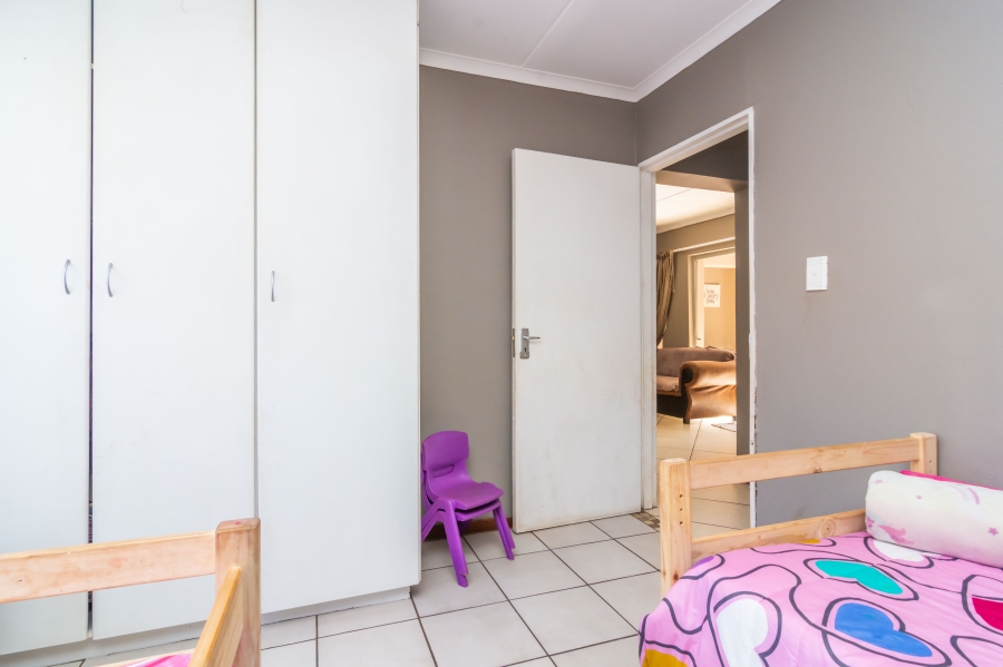 2 Bedroom Property for Sale in Florida Glen Gauteng