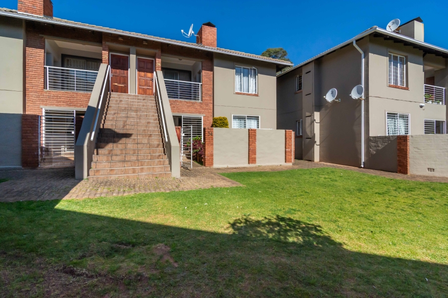 2 Bedroom Property for Sale in Florida Glen Gauteng