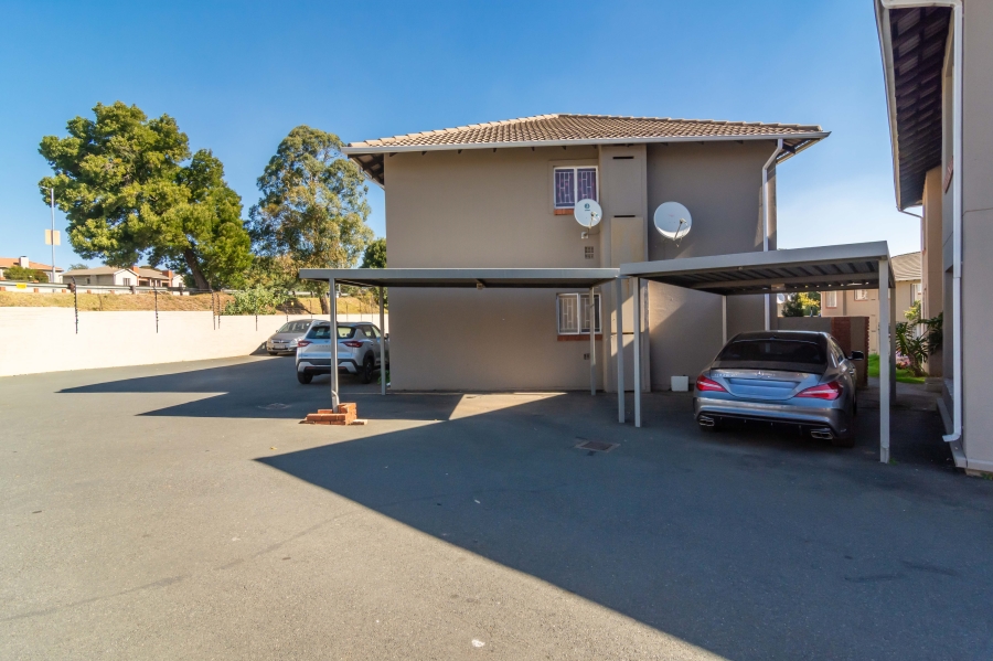 2 Bedroom Property for Sale in Florida Glen Gauteng