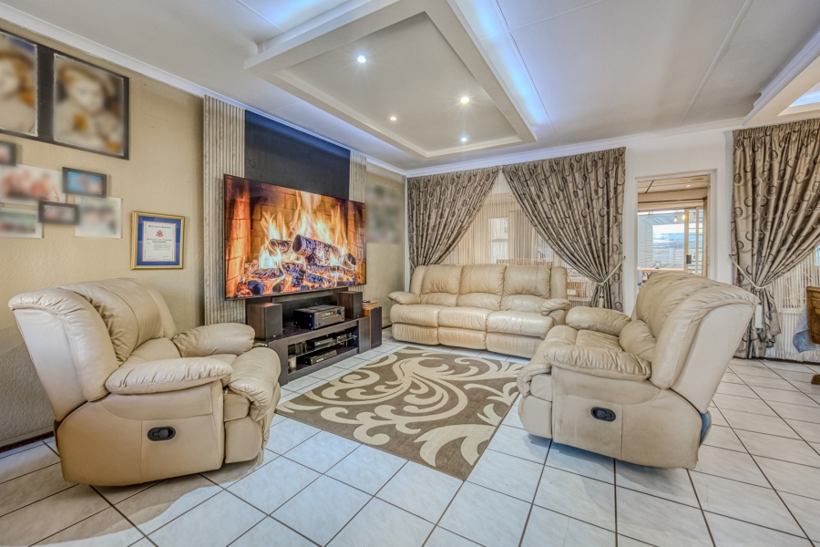 3 Bedroom Property for Sale in Groblerpark Gauteng