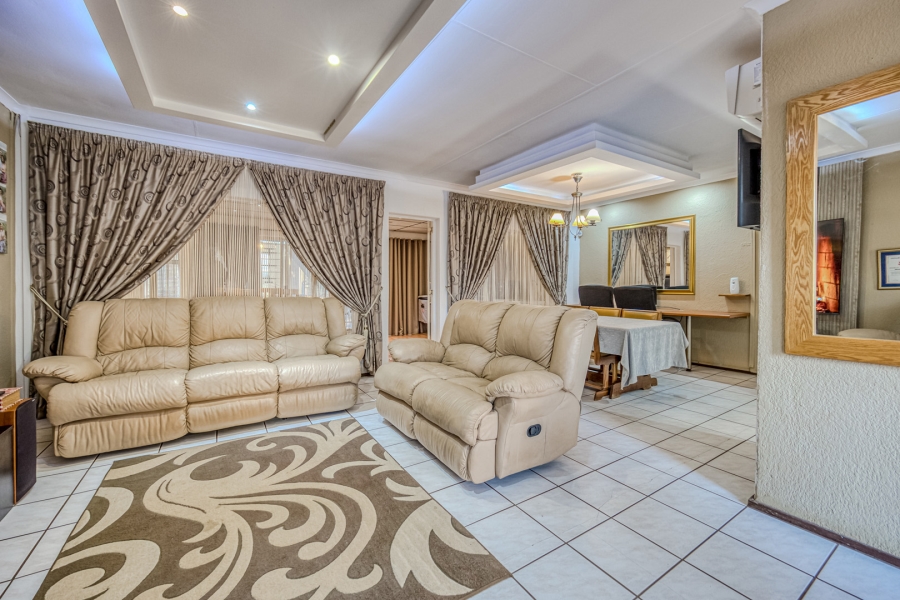 3 Bedroom Property for Sale in Groblerpark Gauteng