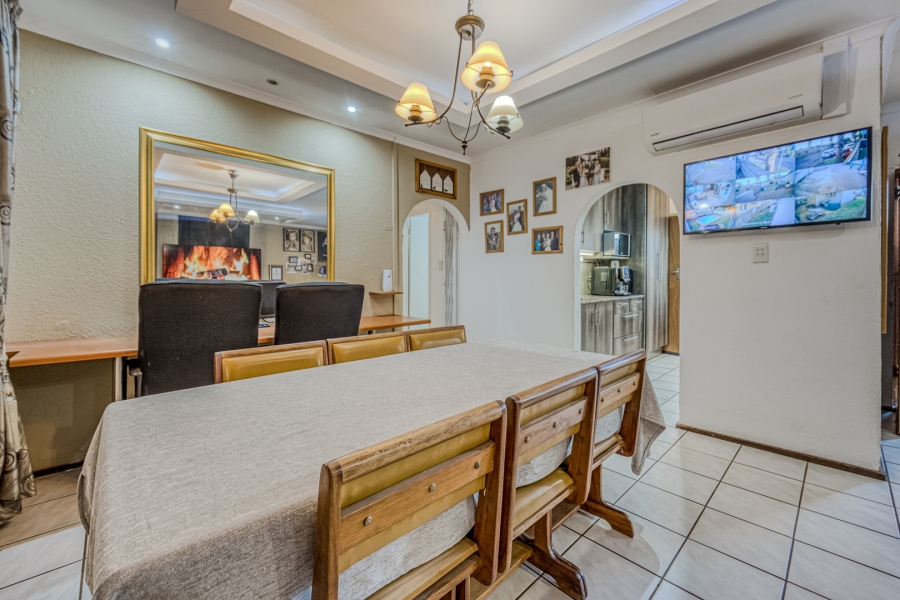 3 Bedroom Property for Sale in Groblerpark Gauteng