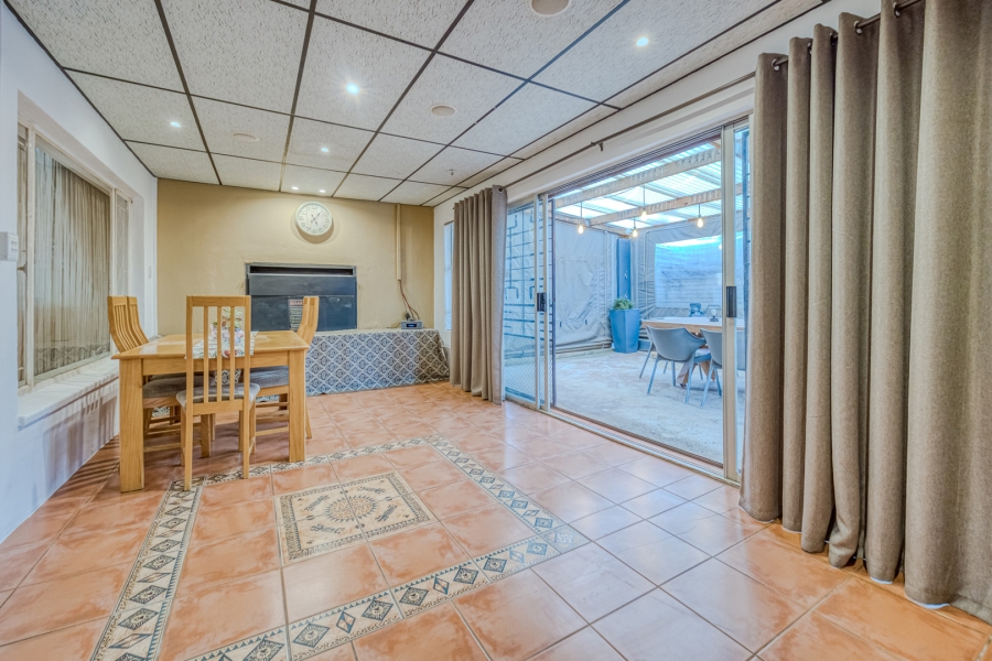 3 Bedroom Property for Sale in Groblerpark Gauteng