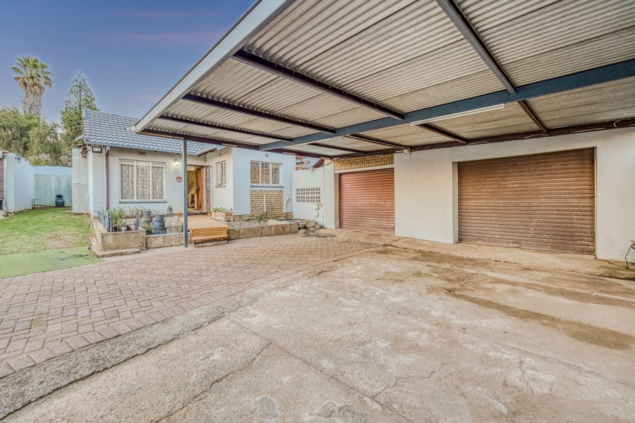3 Bedroom Property for Sale in Groblerpark Gauteng