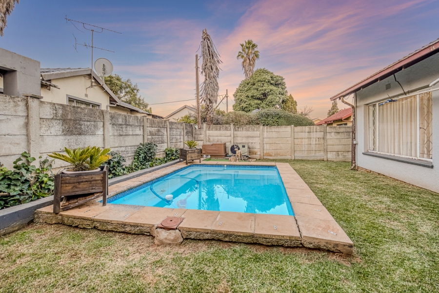 3 Bedroom Property for Sale in Groblerpark Gauteng