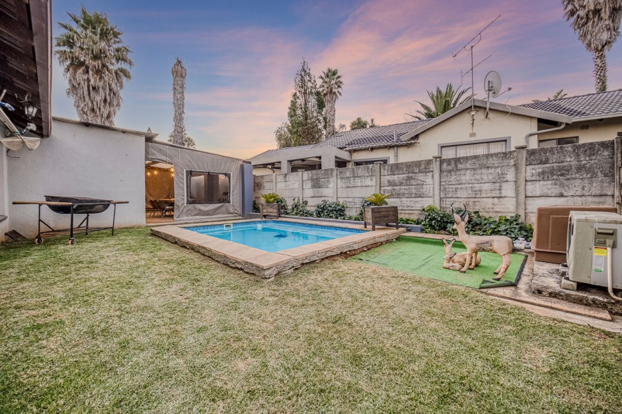 3 Bedroom Property for Sale in Groblerpark Gauteng