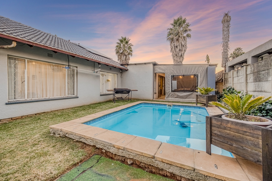 3 Bedroom Property for Sale in Groblerpark Gauteng