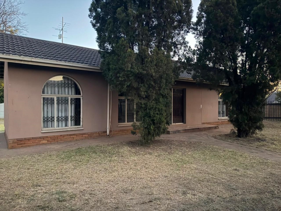 3 Bedroom Property for Sale in Vanderbijlpark SE 6 Gauteng