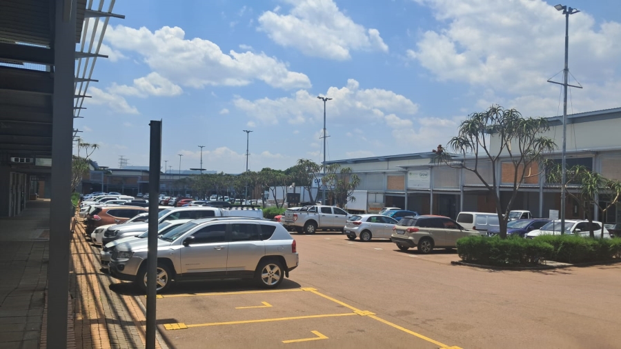 To Let Commercial Property for Rent in Eco Park Gauteng