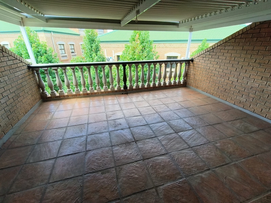 To Let Commercial Property for Rent in Highveld Gauteng