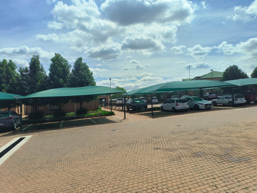 To Let Commercial Property for Rent in Highveld Gauteng