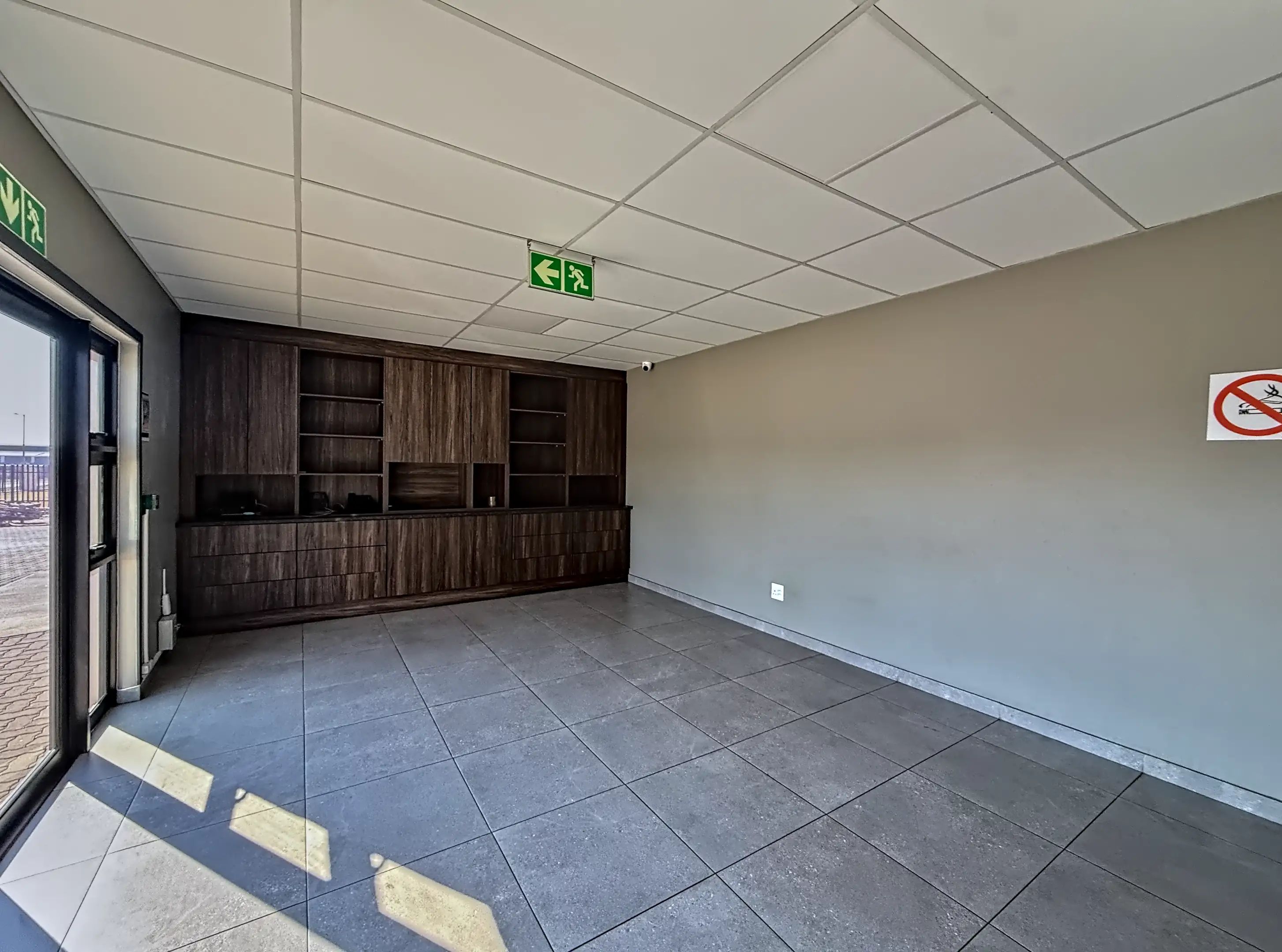 To Let Commercial Property for Rent in Knoppieslaagte Gauteng