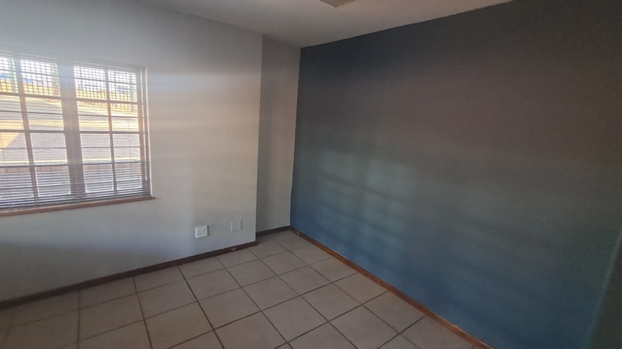 To Let Commercial Property for Rent in Highveld Gauteng