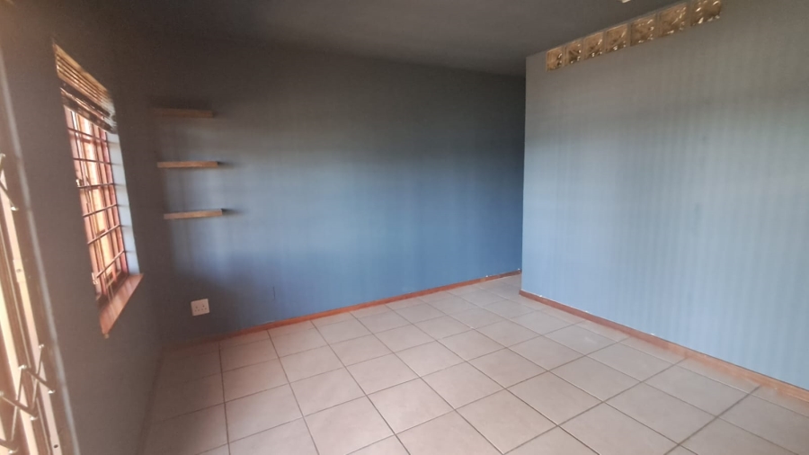 To Let Commercial Property for Rent in Highveld Gauteng