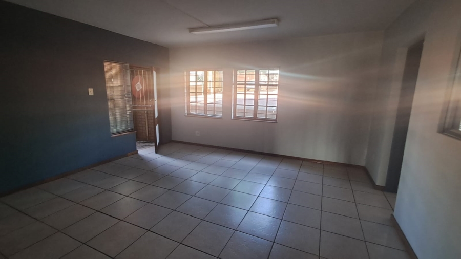 To Let Commercial Property for Rent in Highveld Gauteng