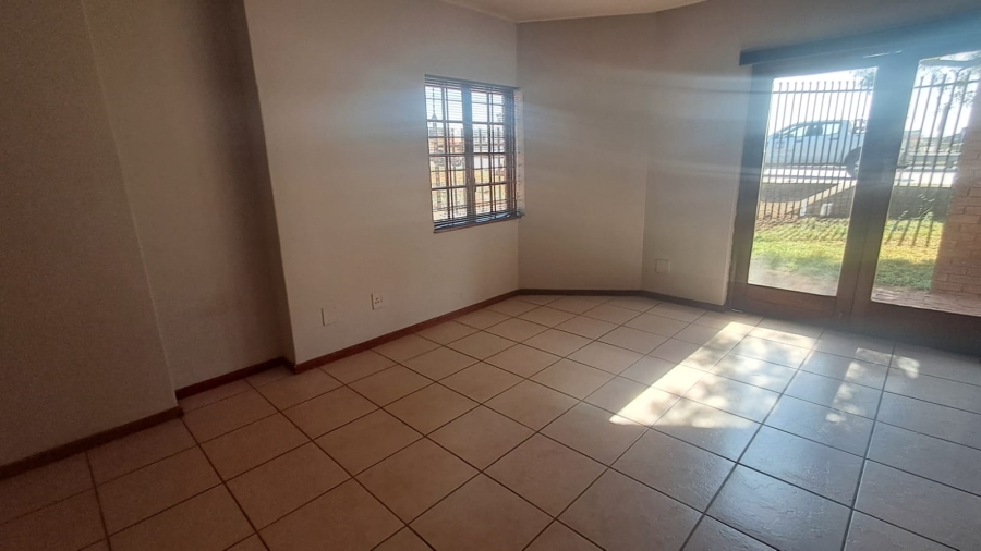 To Let Commercial Property for Rent in Highveld Gauteng