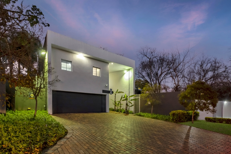 4 Bedroom Property for Sale in Morningside Manor Gauteng