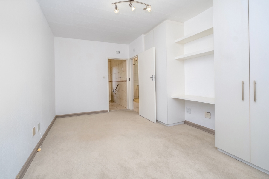 1 Bedroom Property for Sale in Bryanston Gauteng