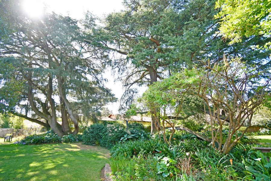 2 Bedroom Property for Sale in Waverley Gauteng